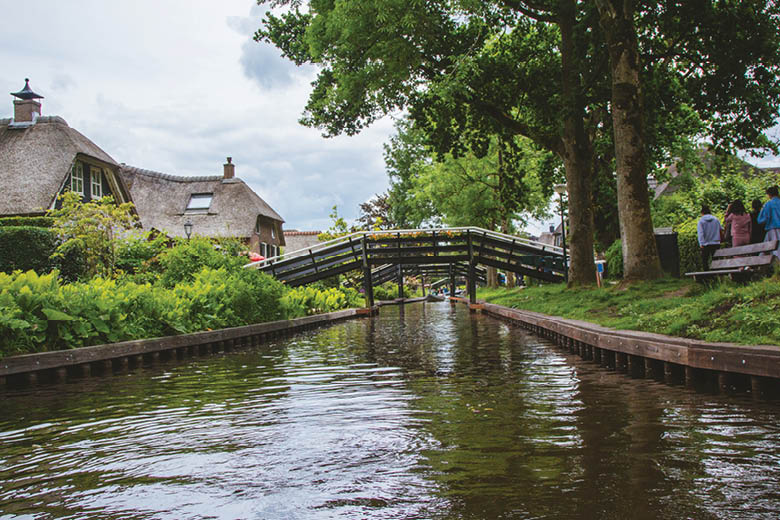 כפר חיטהורן - "ונציה של הולנד"