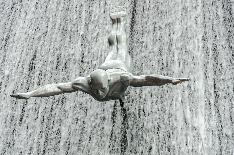 קניון דובאי קיר הצוללנים